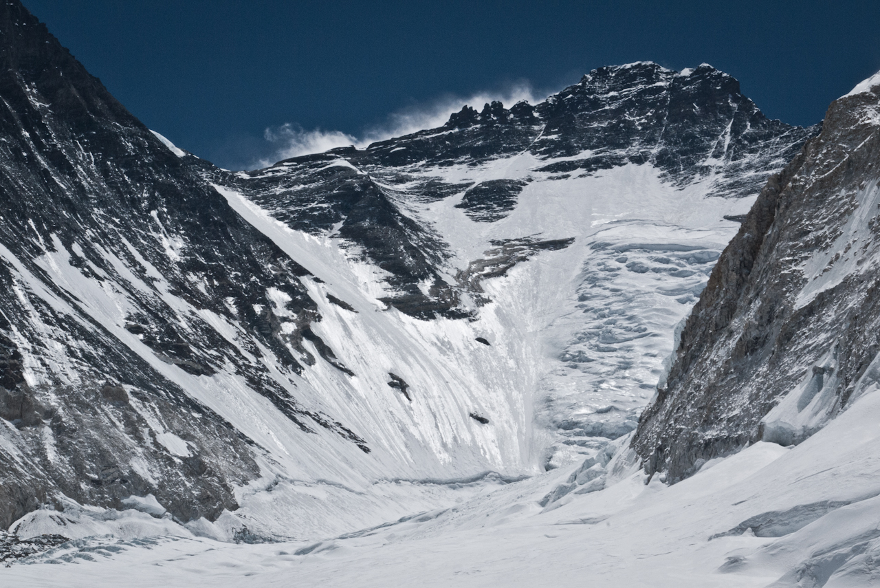 Varful Lhotse – 8516m vazut de la 6200m